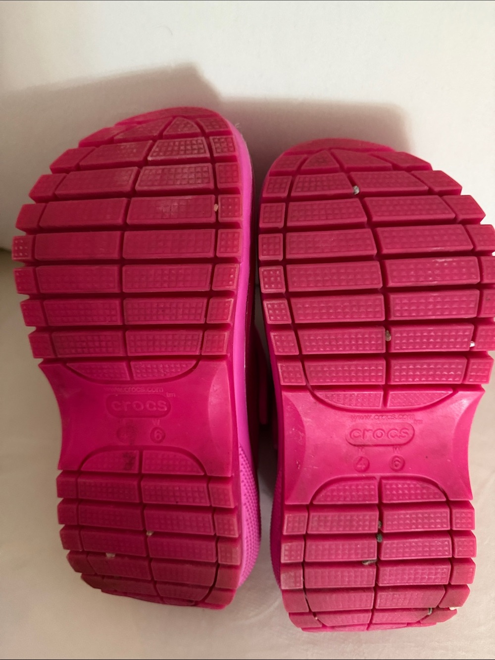 CROCS Classic Bae Platform Pink Clog Hot Pink with Red - Picture 13 of 13